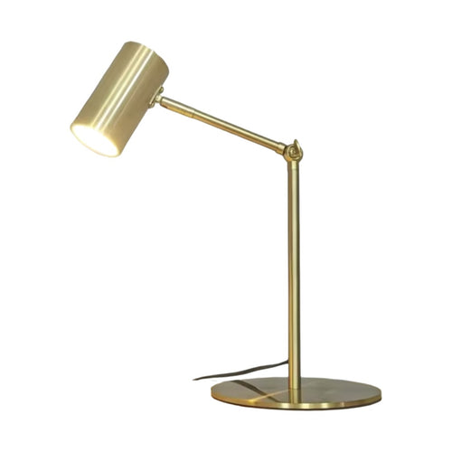 Lampe de bureau design Auria à bras articulé en laiton doré sur fond blanc