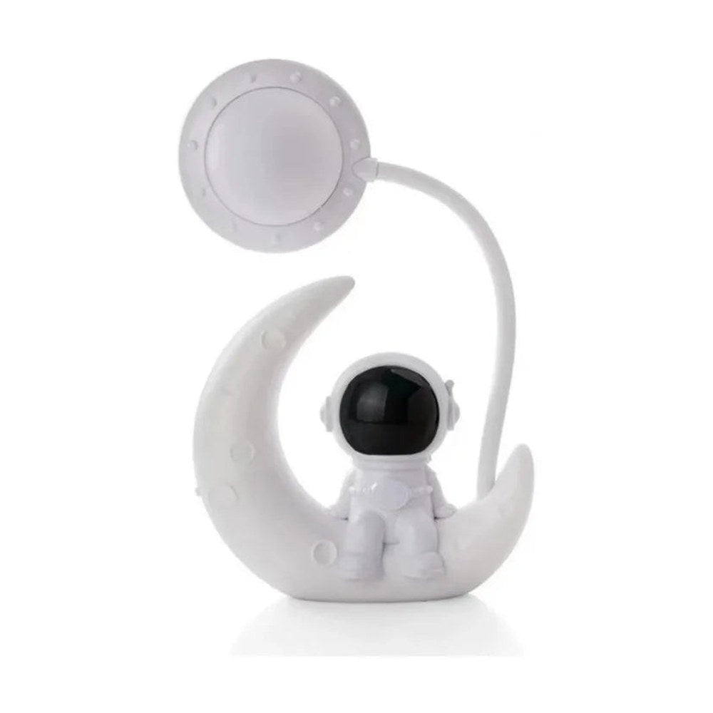 Lampe de bureau enfant Astro, veilleuse astronaute sur croissant de lune, packshot fond blanc, Candeora