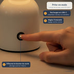 Lampe de bureau sans fil Foehn en situation, prise en main en trois gestes : rechargez en USB-C, effleurez le bouton du socle, réglez l'intensité