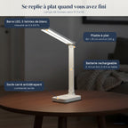 Lampe de bureau sans fil Suroît sur une table basse, caractéristiques annotées